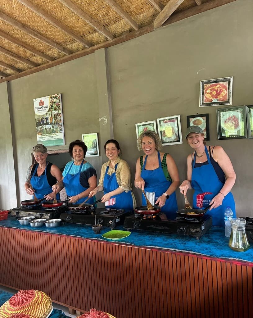Inside Our Traditional Balinese Cooking Class in Pejeng: Market Walk, Base Genep & Family Feast